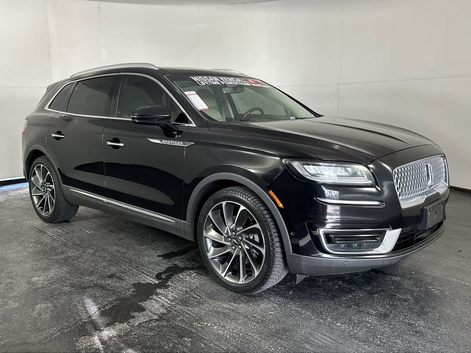 Used 2019 Lincoln Nautilus Reserve image 2