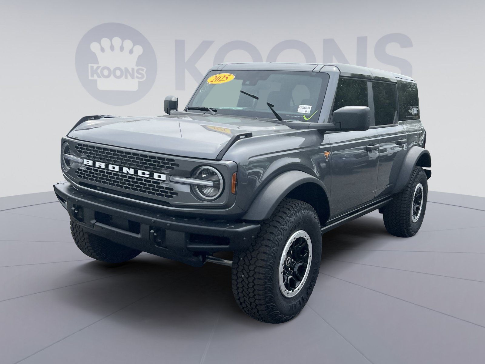 New 2025 Ford Bronco Badlands w/ Sasquatch Package