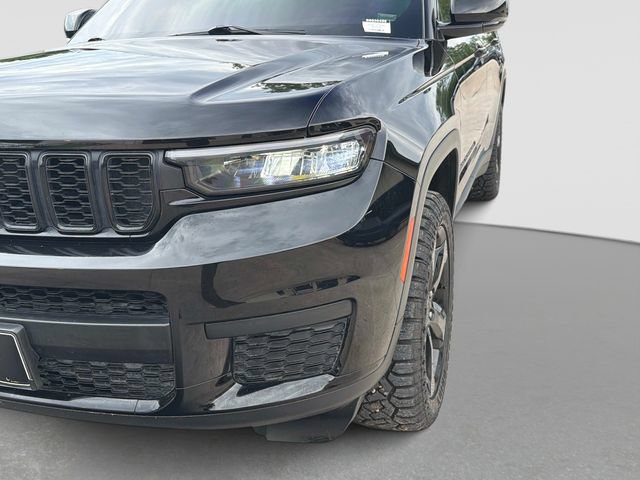 Used 2025 Jeep Grand Cherokee L Altitude AWD/4WD image 10