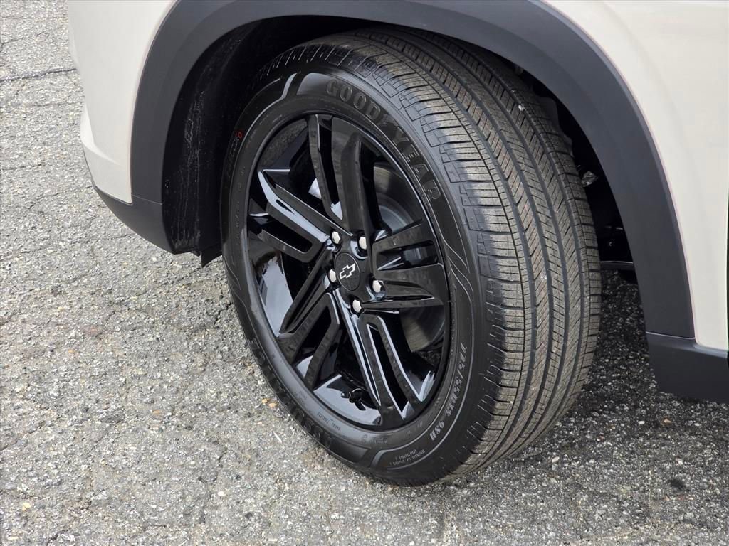 New 2026 Chevrolet Trax ACTIV w/ Sunroof Package image 22