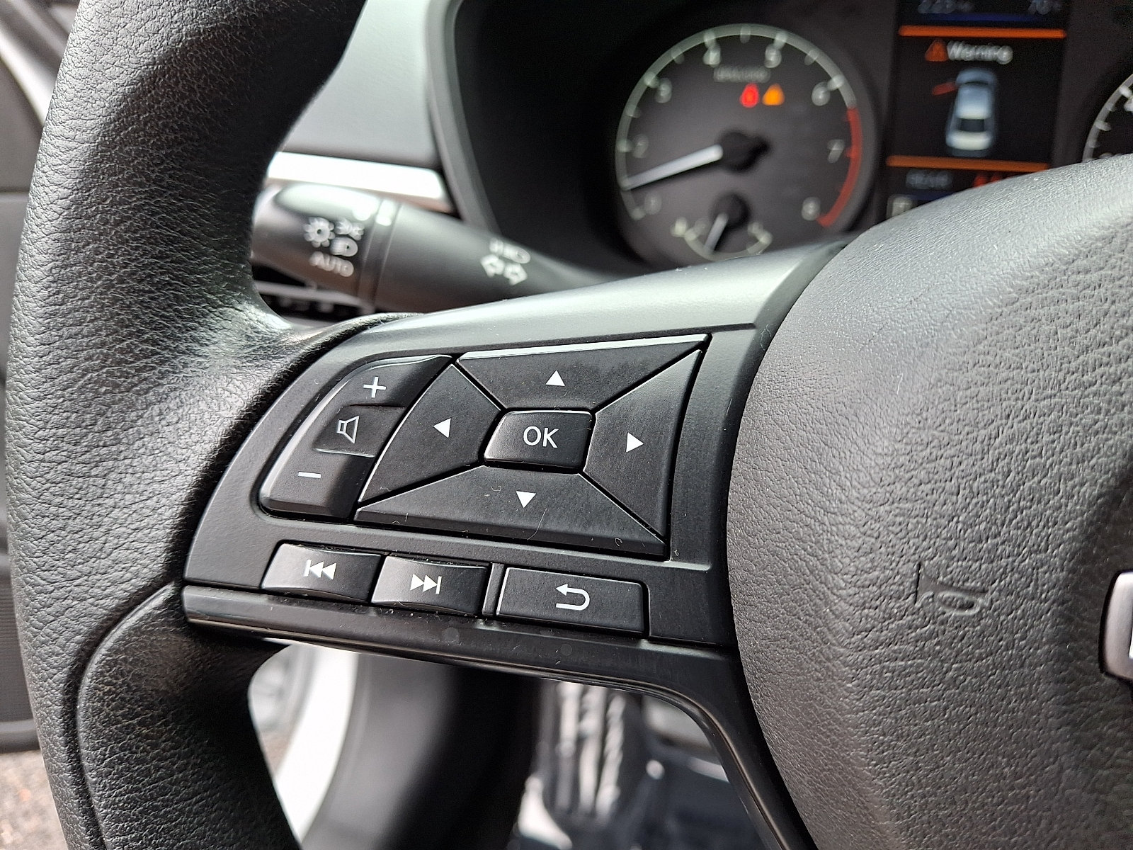 Certified 2024 Nissan Altima 2.5 S FWD image 22
