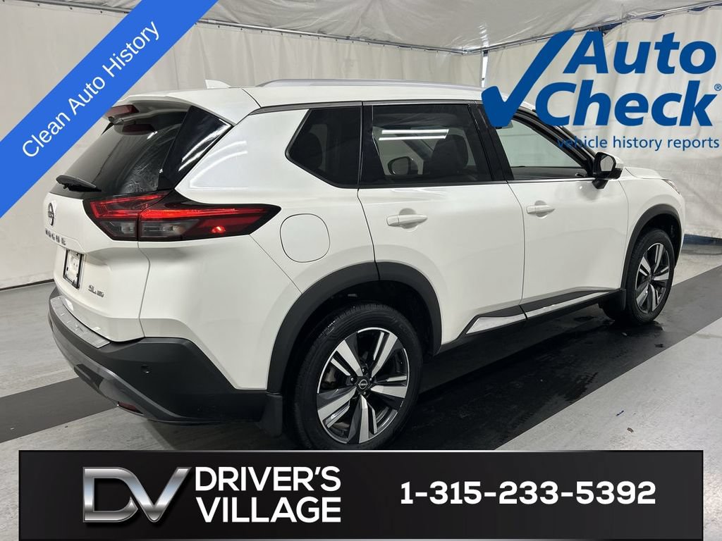 Used 2023 Nissan Rogue SL AWD/4WD image 2