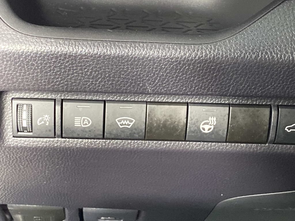 Used 2024 Toyota RAV4 XLE w/ Convenience Package AWD/4WD image 16
