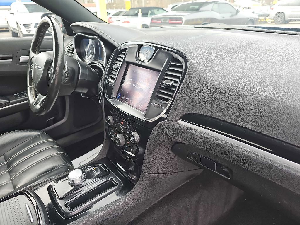 Used 2021 Chrysler 300 S image 44