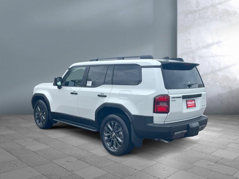 New 2026 Toyota Land Cruiser image 4