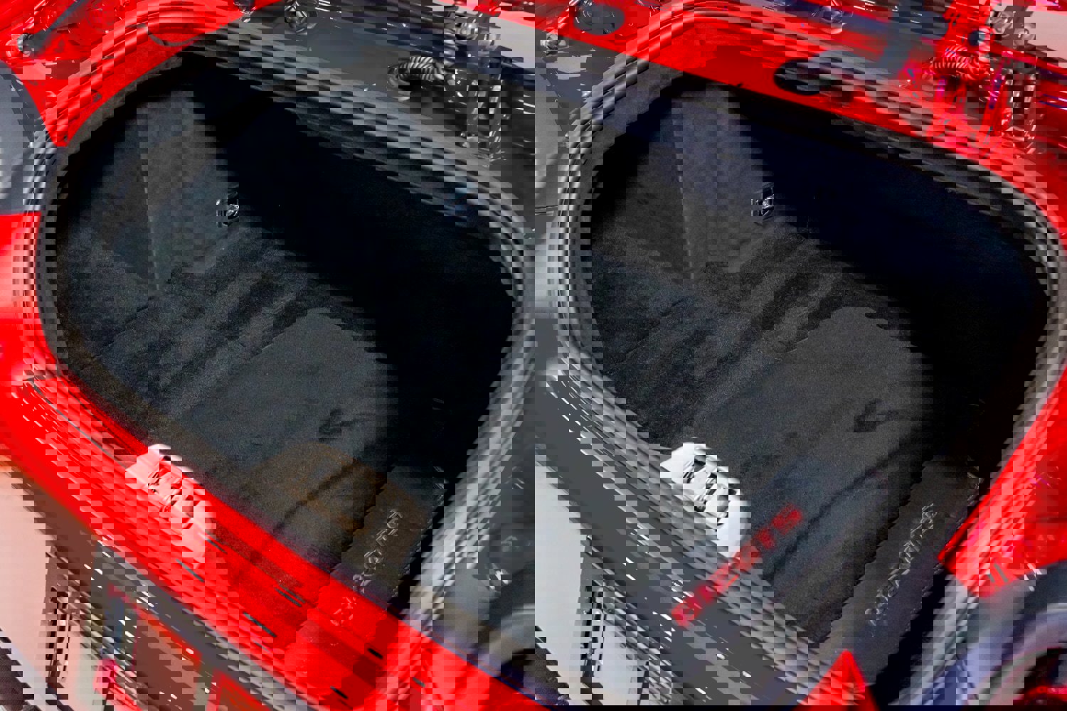 Used 2021 Ferrari 812 GTS image 59