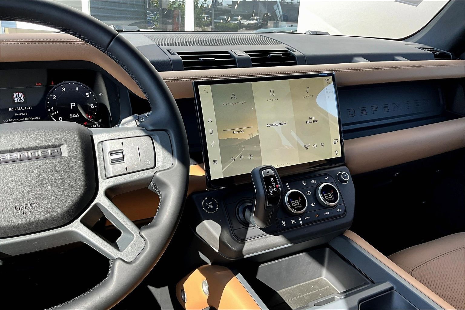 New 2026 Land Rover Defender 110 S image 7