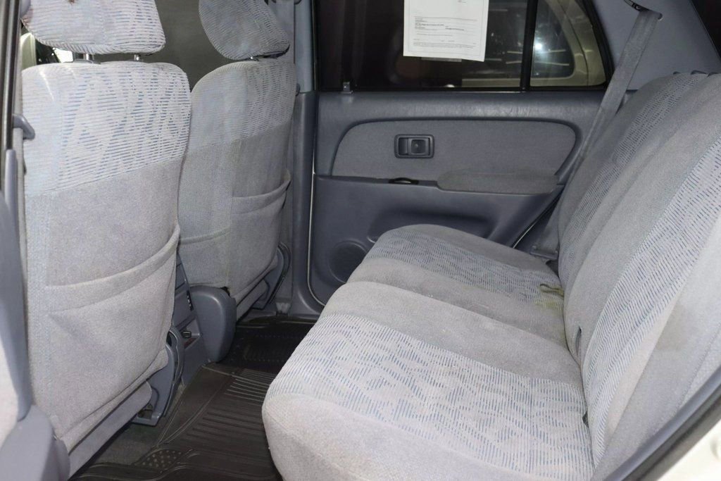 Used 1999 Toyota 4Runner SR5 AWD/4WD image 13