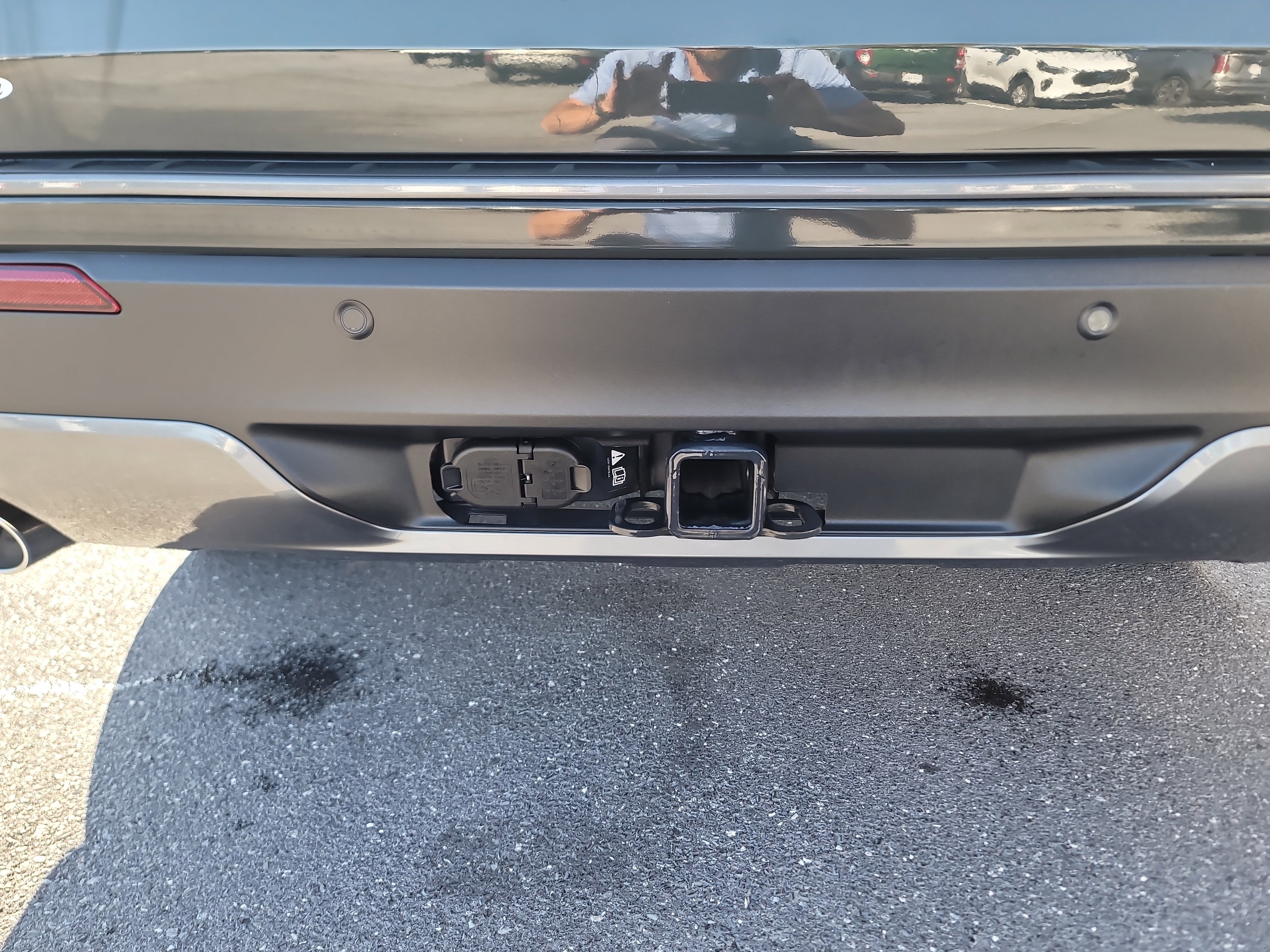 Used 2023 Ford Explorer XLT w/ Equipment Group 202A image 12