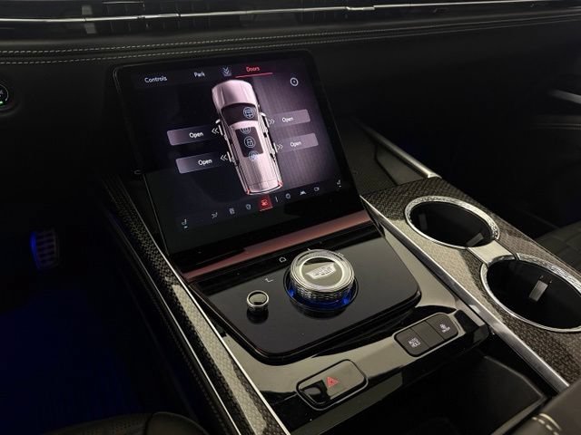 Used 2025 Cadillac Escalade V AWD/4WD image 24