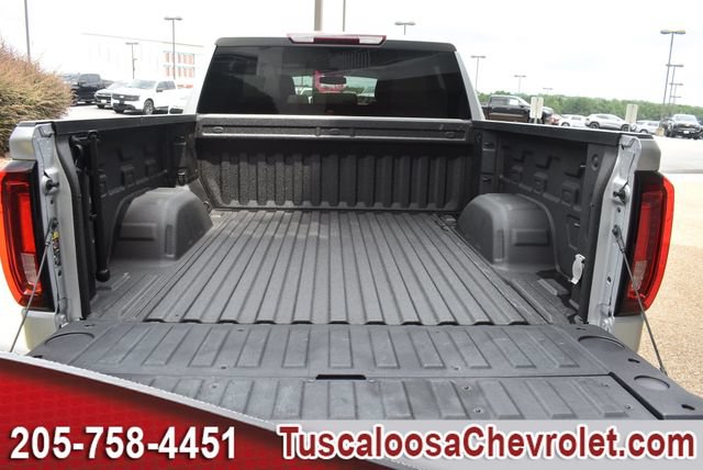 Used 2022 GMC Sierra 1500 SLT w/ X31 Off-Road Package AWD/4WD image 9