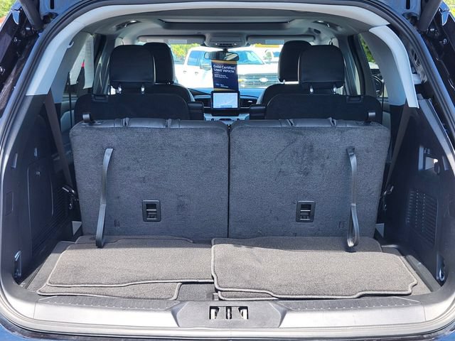 Certified 2023 Ford Explorer XLT w/ Equipment Group 202A AWD/4WD image 33