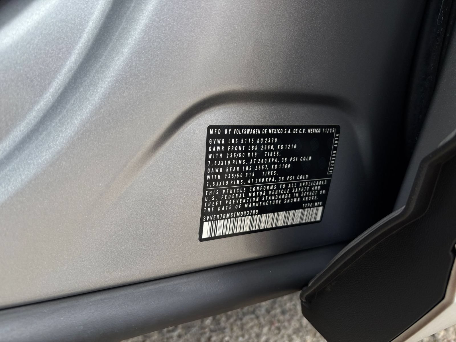 Used 2026 Volkswagen Tiguan SE AWD/4WD image 30