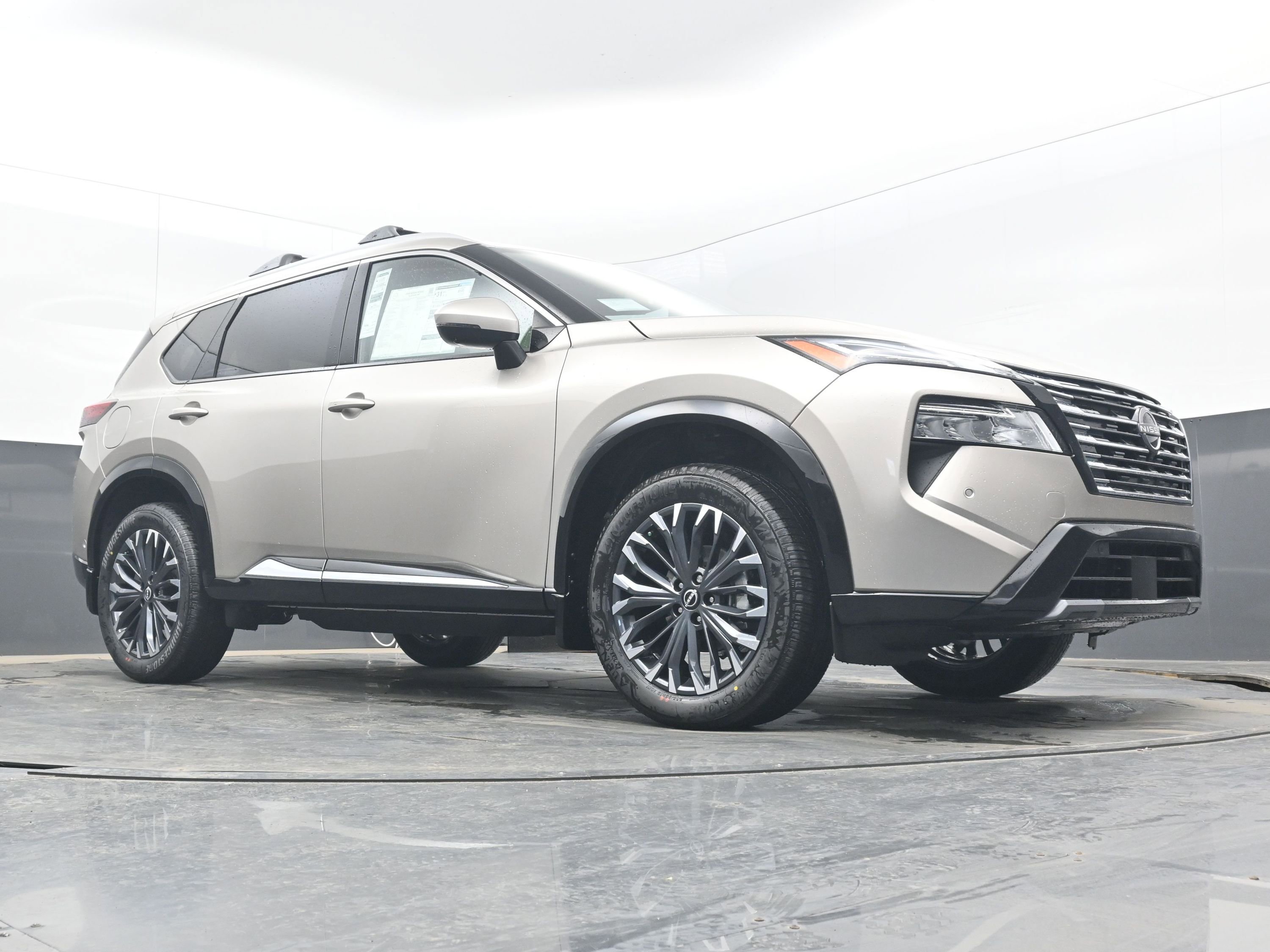 New 2026 Nissan Rogue Platinum image 22