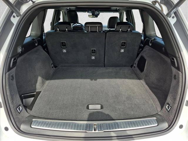 Used 2023 Jeep Grand Cherokee Overland AWD/4WD image 6