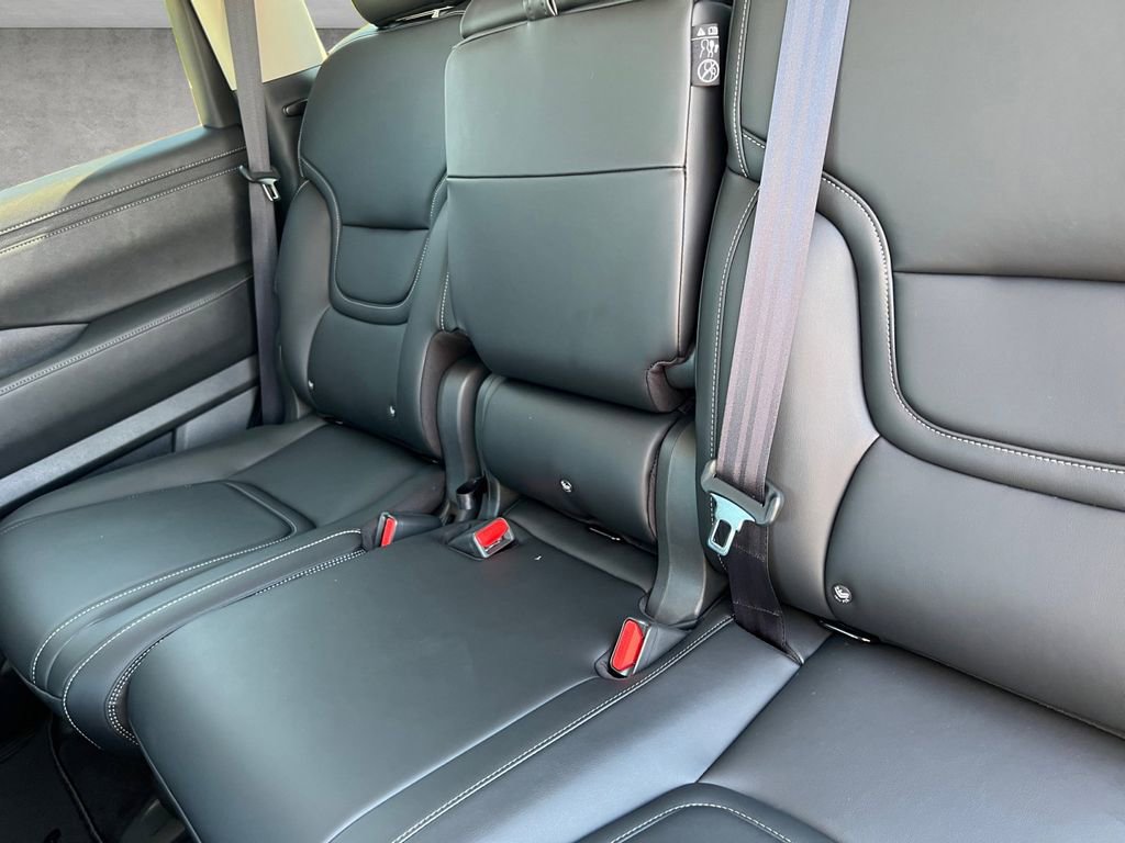 New 2026 Nissan Armada SV image 22