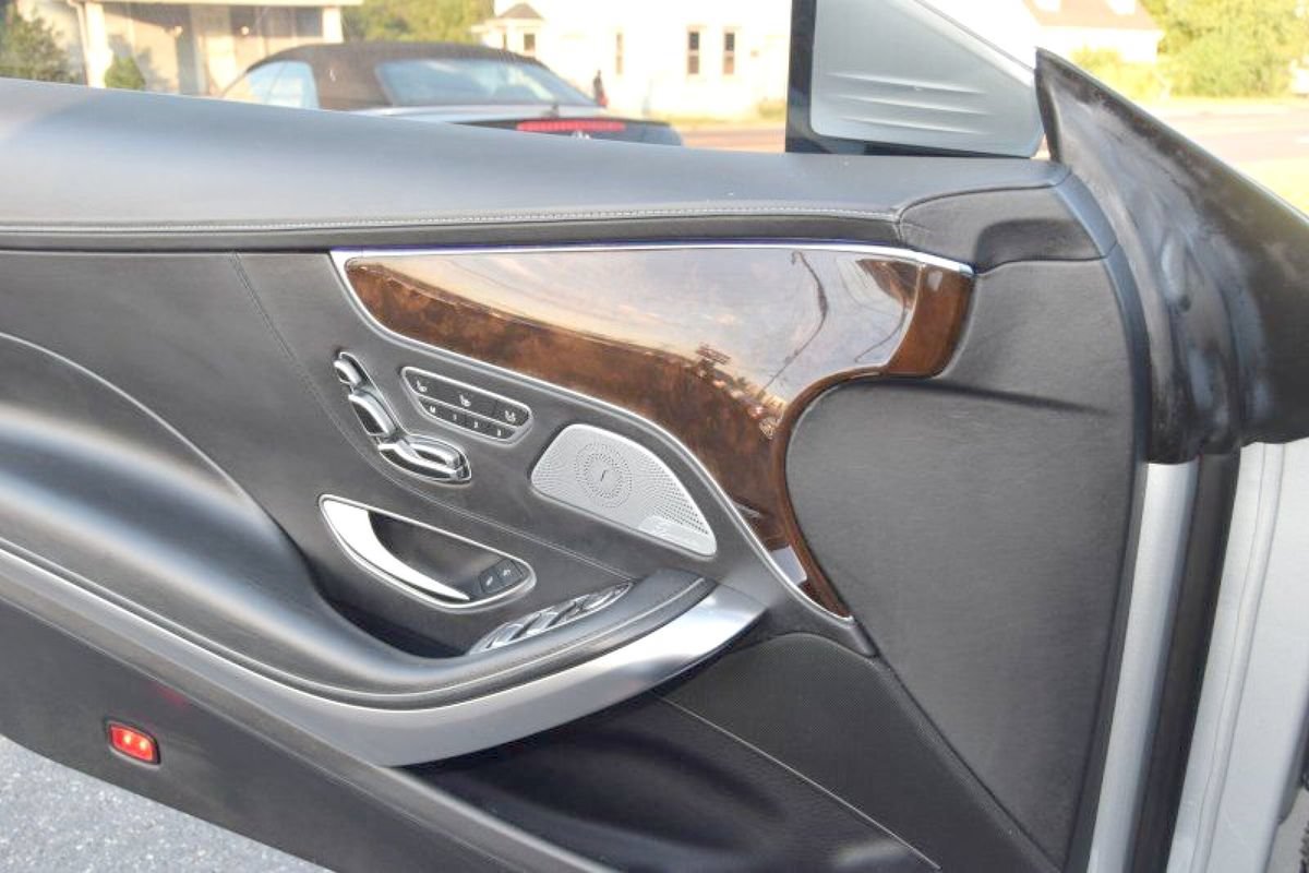 Used 2015 Mercedes-Benz S 63 AMG 4MATIC Coupe image 24