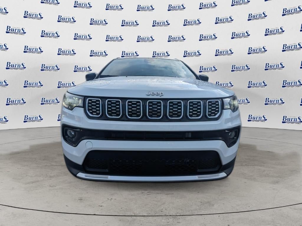 Used 2025 Jeep Compass Limited AWD/4WD image 7
