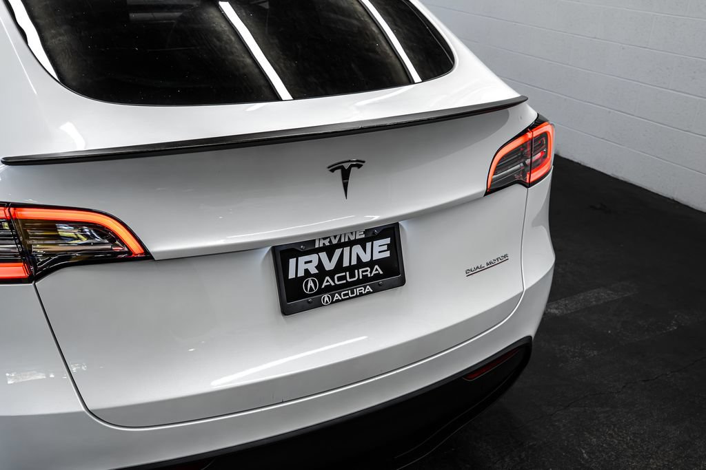 Used 2023 Tesla Model Y Performance AWD/4WD image 15