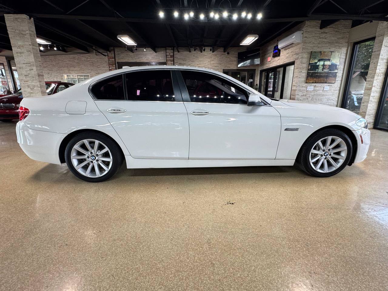 Used 2014 BMW 535i Sedan RWD image 8