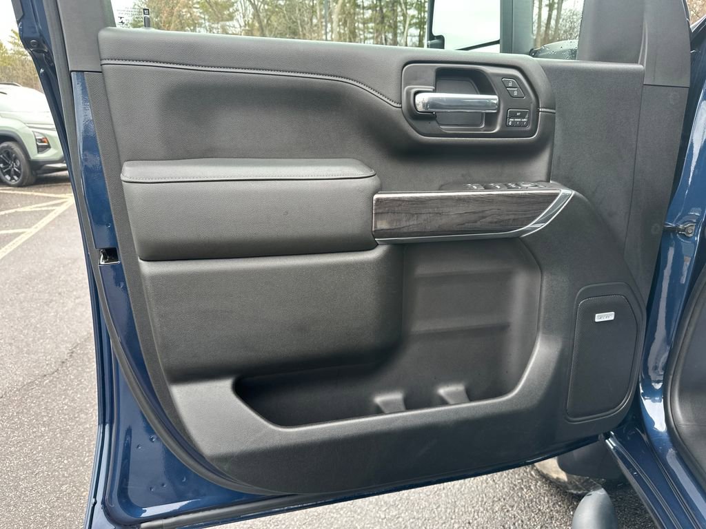 Used 2021 Chevrolet Silverado 2500 LTZ w/ LTZ Plus Package image 10