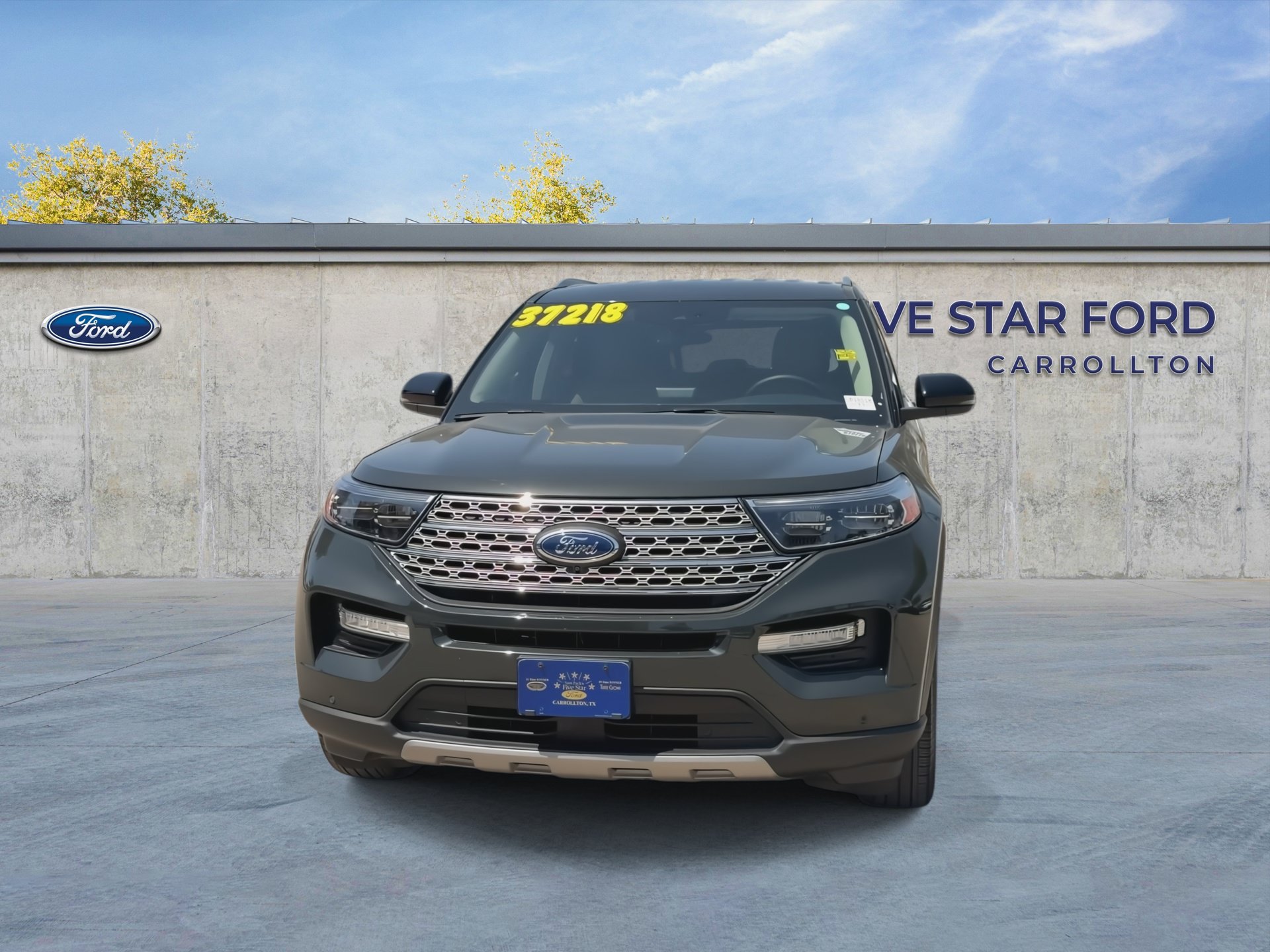 Certified 2023 Ford Explorer Limited w/ Limited Technology Package AWD/4WD image 3