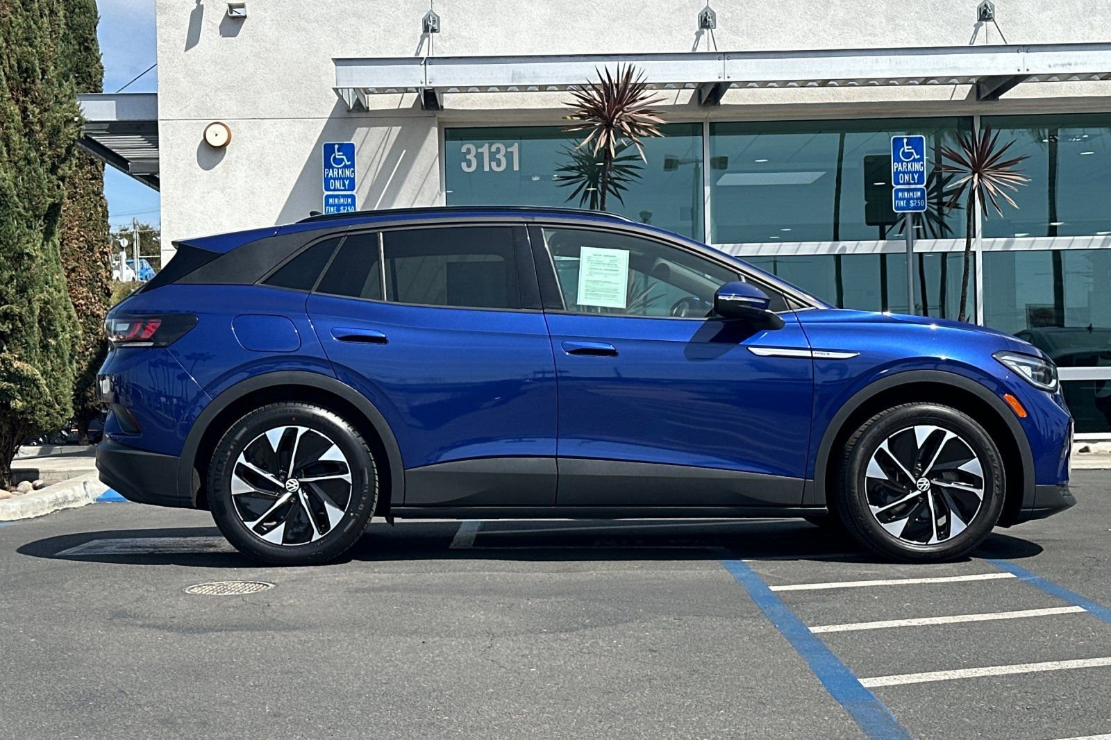 Certified 2022 Volkswagen ID.4 Pro S image 3