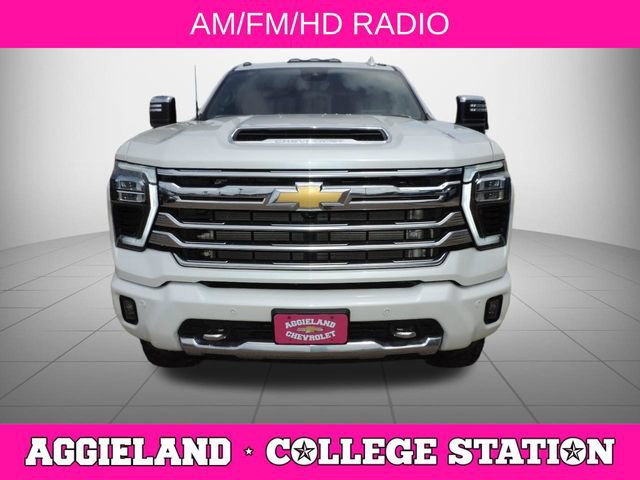 Used 2024 Chevrolet Silverado 3500 High Country w/ High Country Premium Package AWD/4WD image 9