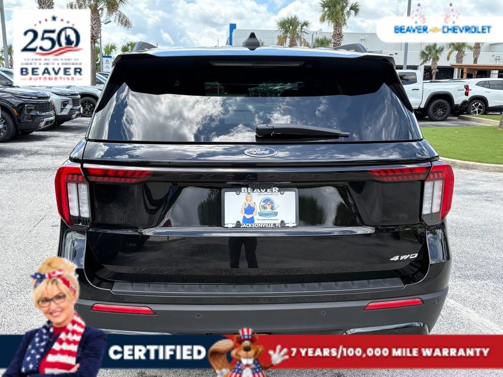 Used 2025 Ford Explorer ST-Line AWD/4WD image 6