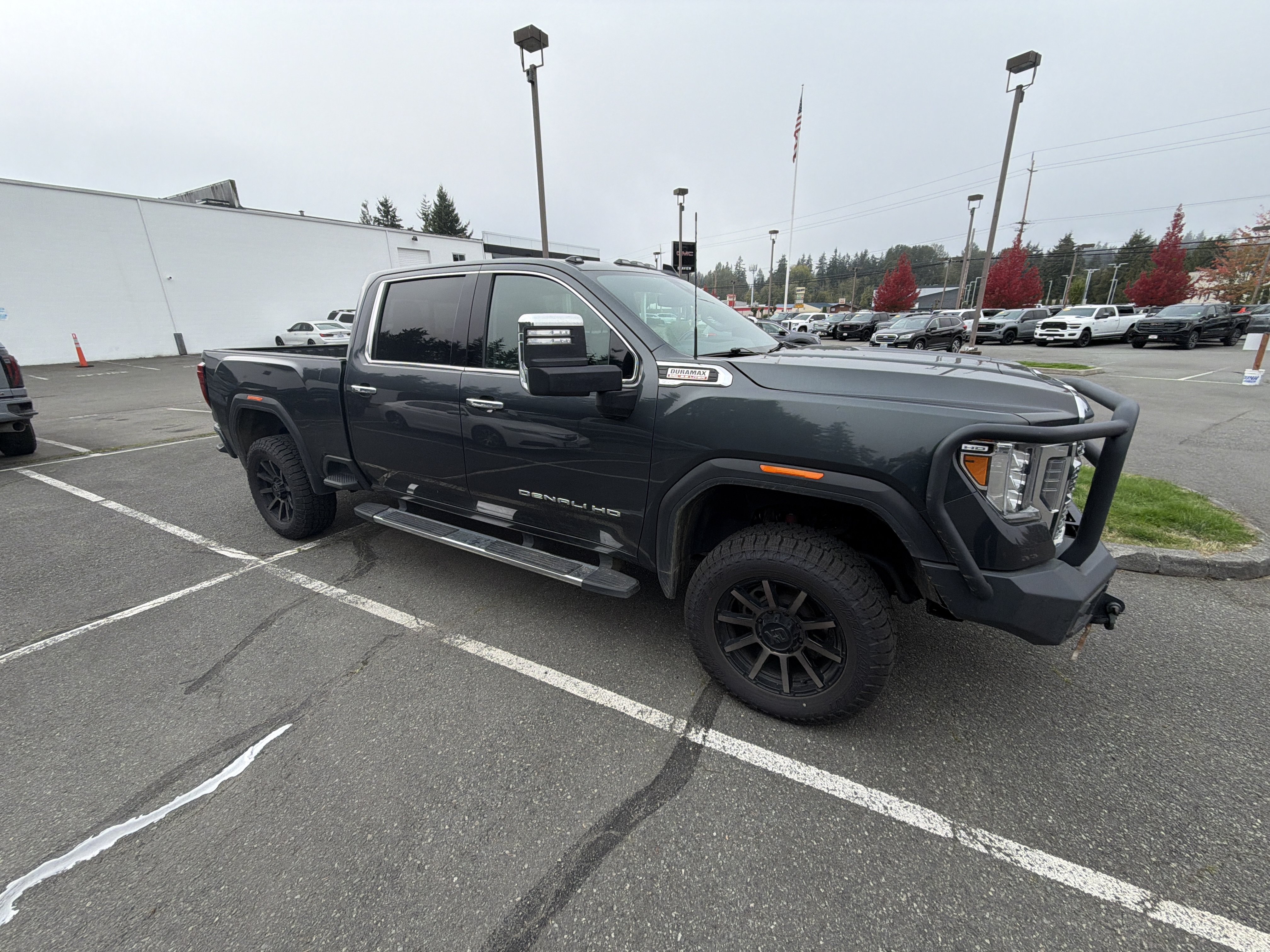 Used 2022 GMC Sierra 3500 Denali AWD/4WD image 1