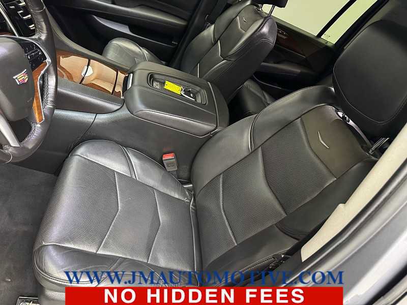 Used 2019 Cadillac Escalade ESV Luxury AWD/4WD image 15