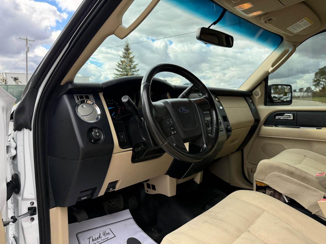 Used 2015 Ford Expedition XL image 13