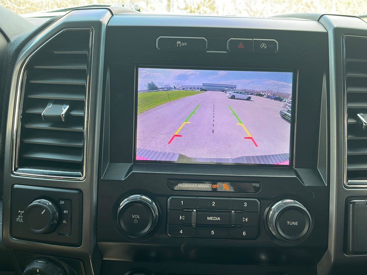Used 2020 Ford F150 XLT w/ Equipment Group 302A Luxury AWD/4WD image 17