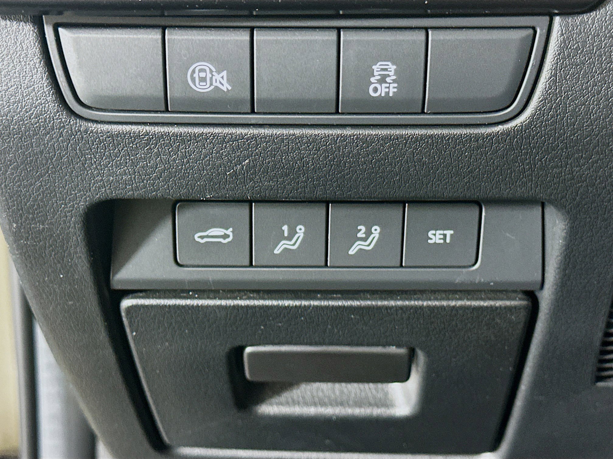 Used 2024 MAZDA MAZDA3 s image 17