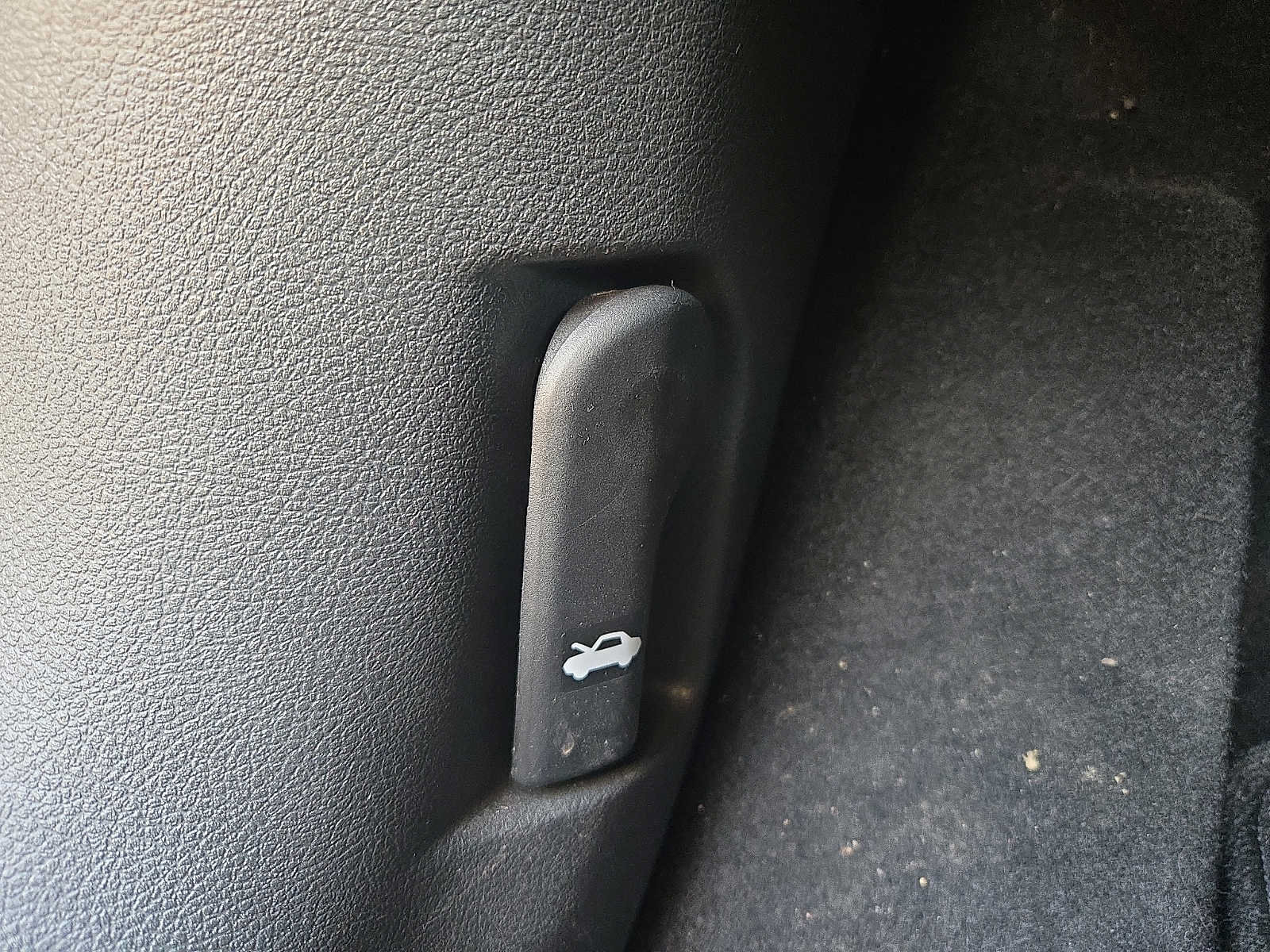 Used 2023 Nissan Sentra SV FWD image 24