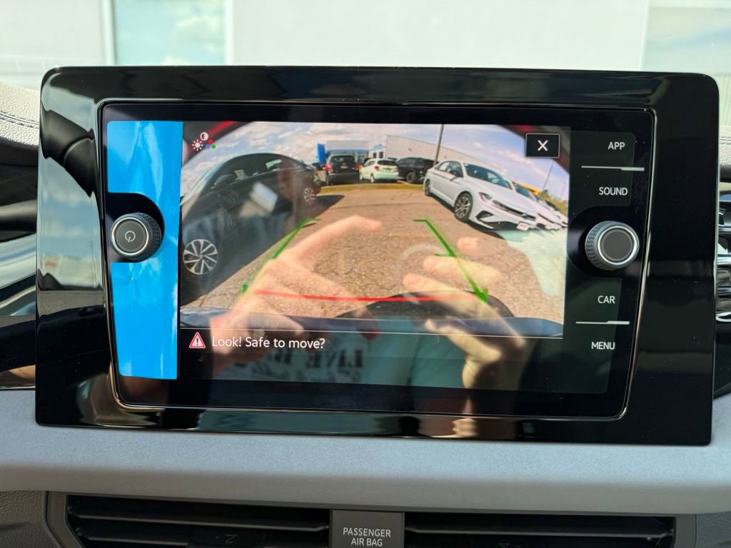 New 2026 Volkswagen Jetta SE FWD image 22