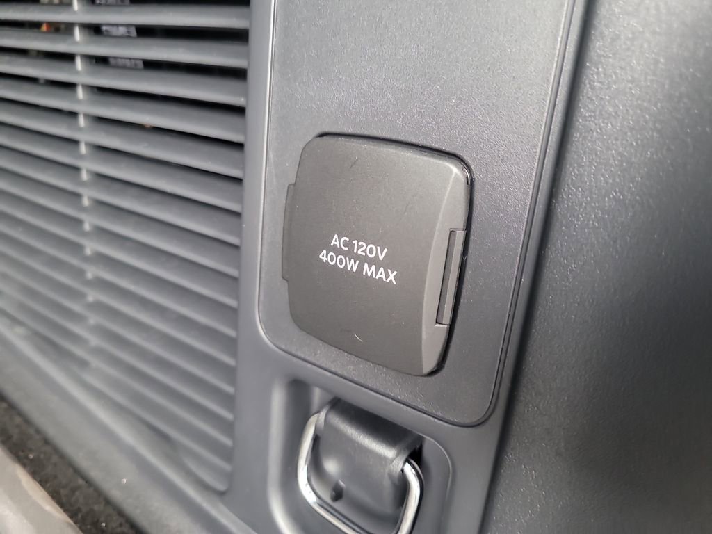 Used 2026 Ford Expedition Platinum w/ Stealth Performance Package image 10