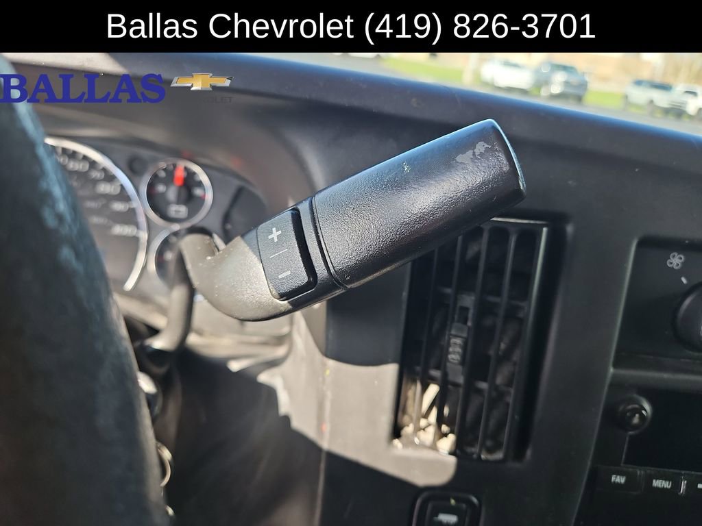 Certified 2015 Chevrolet Express 3500 Extended RWD image 16
