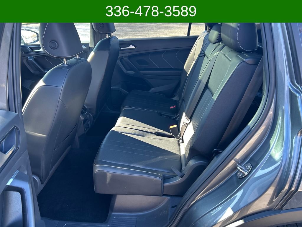 Used 2022 Volkswagen Tiguan SE R-Line image 25
