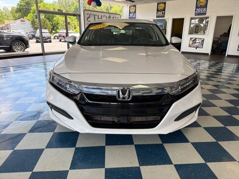 Used 2018 Honda Accord LX image 2