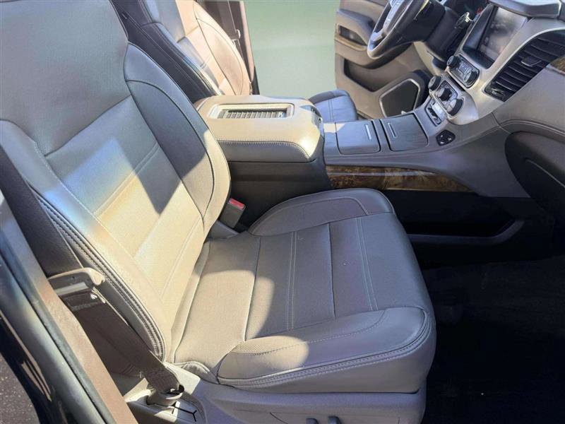 Used 2015 GMC Yukon Denali w/ Premium Package image 31
