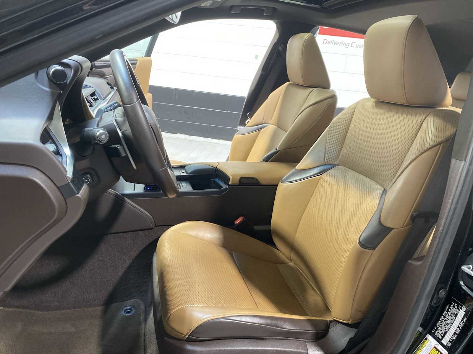 Used 2020 Lexus ES 350 w/ Premium Package FWD image 11