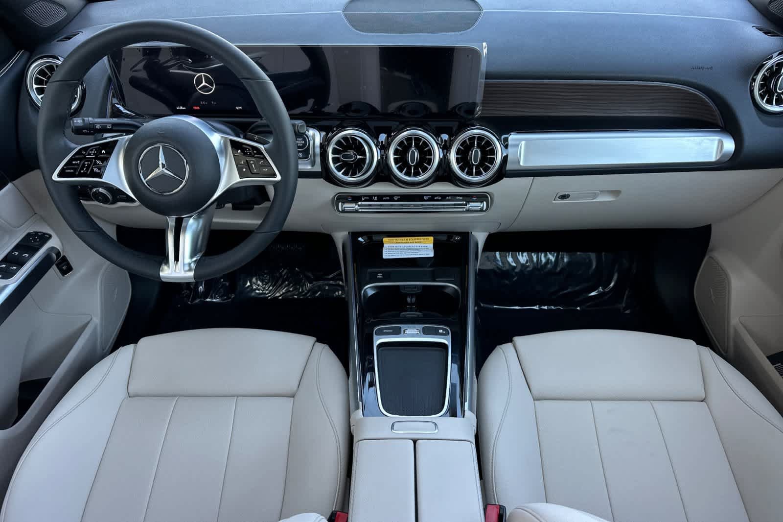 New 2026 Mercedes-Benz GLB 250 image 12