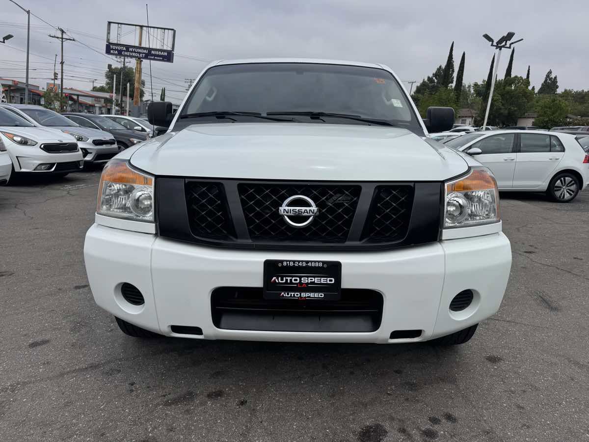 Used 2015 Nissan Titan S image 3