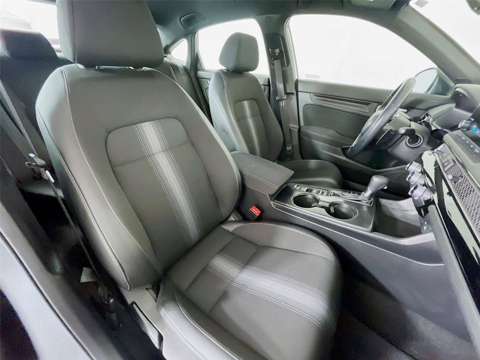 Used 2023 Honda Civic Sport image 33