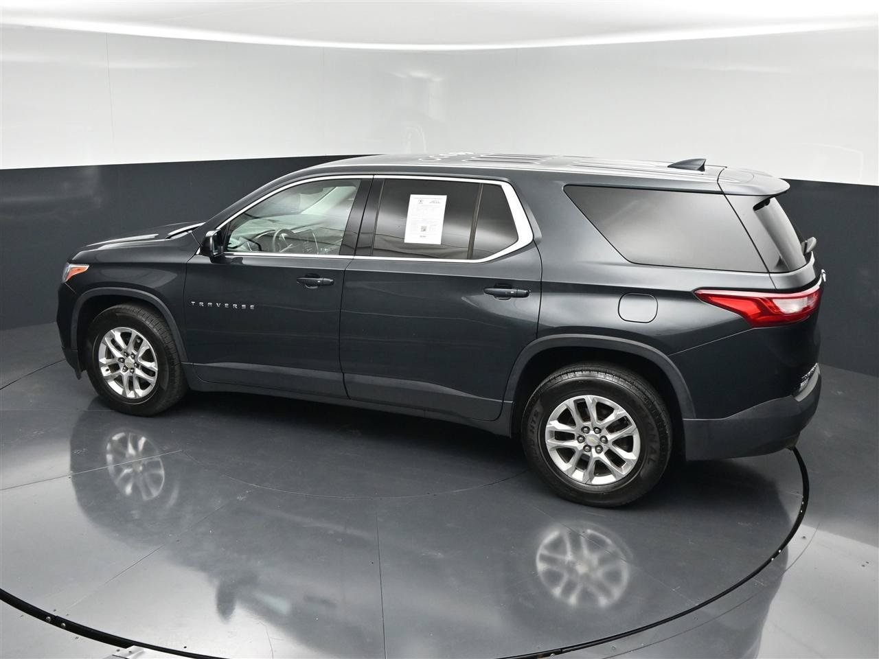 Used 2018 Chevrolet Traverse LS AWD/4WD image 26