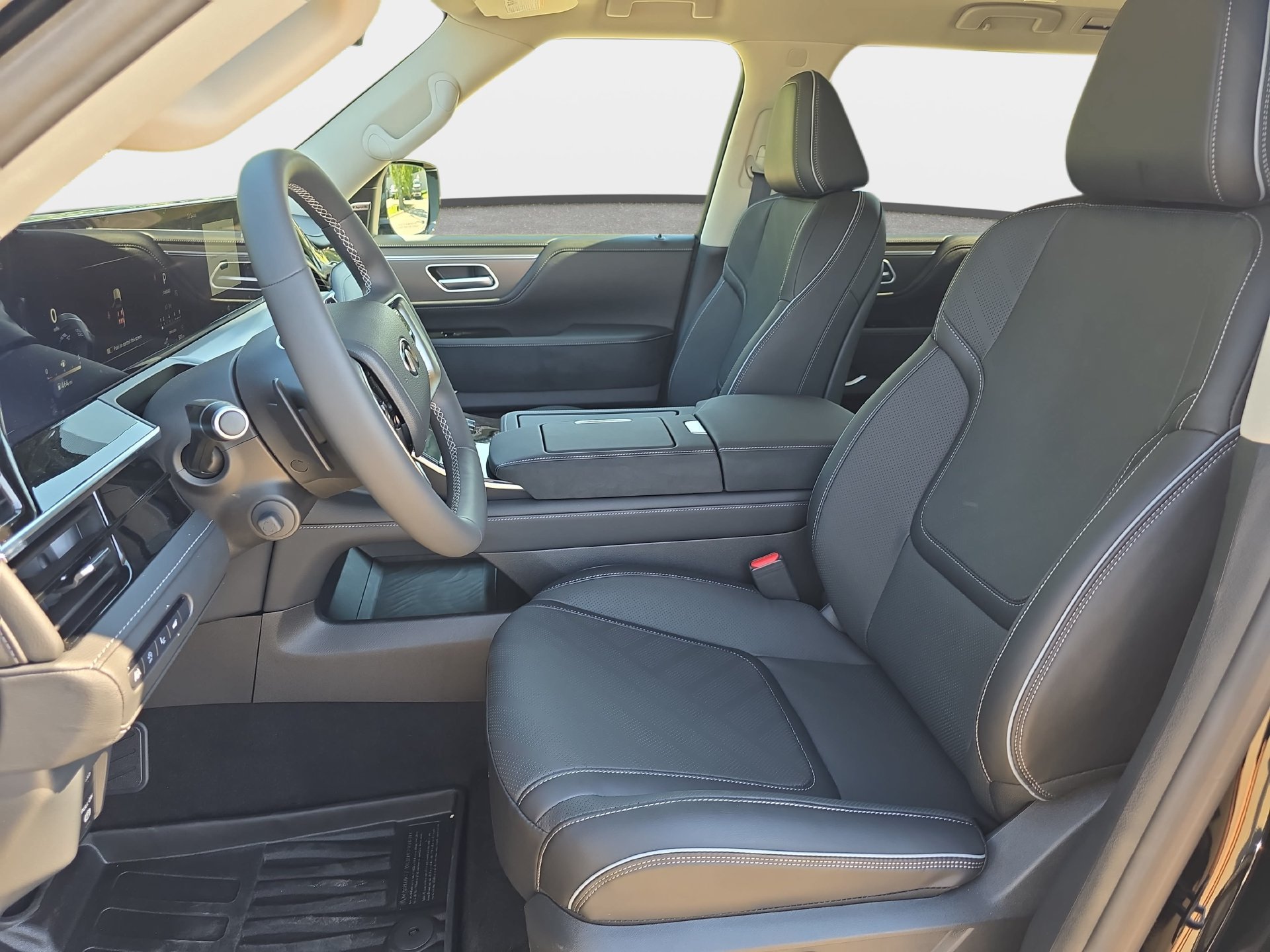New 2027 INFINITI QX80 Luxe w/ Exterior Package AWD/4WD image 15