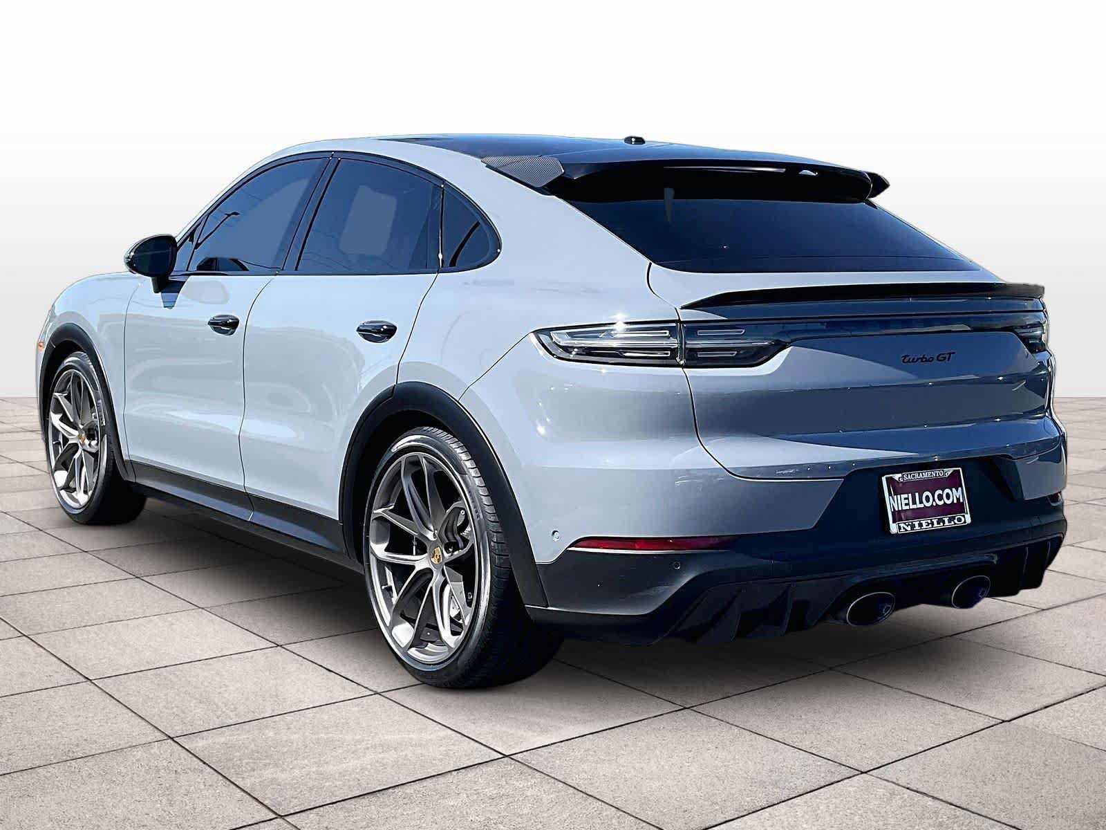Used 2022 Porsche Cayenne Turbo GT AWD/4WD image 14