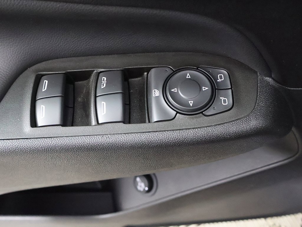 Used 2023 Chevrolet Equinox LT image 31