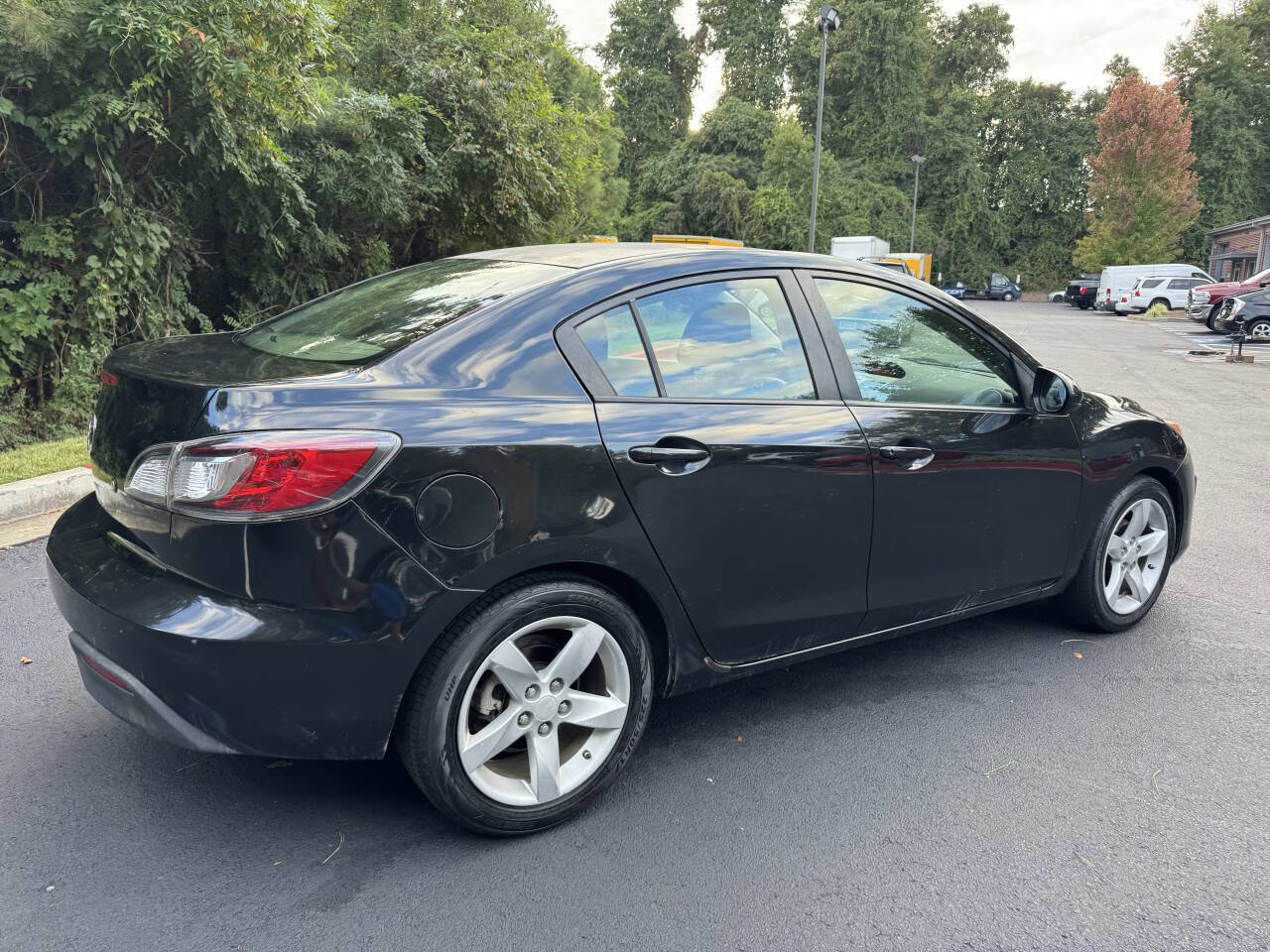 Used 2010 MAZDA MAZDA3 i Sport image 6